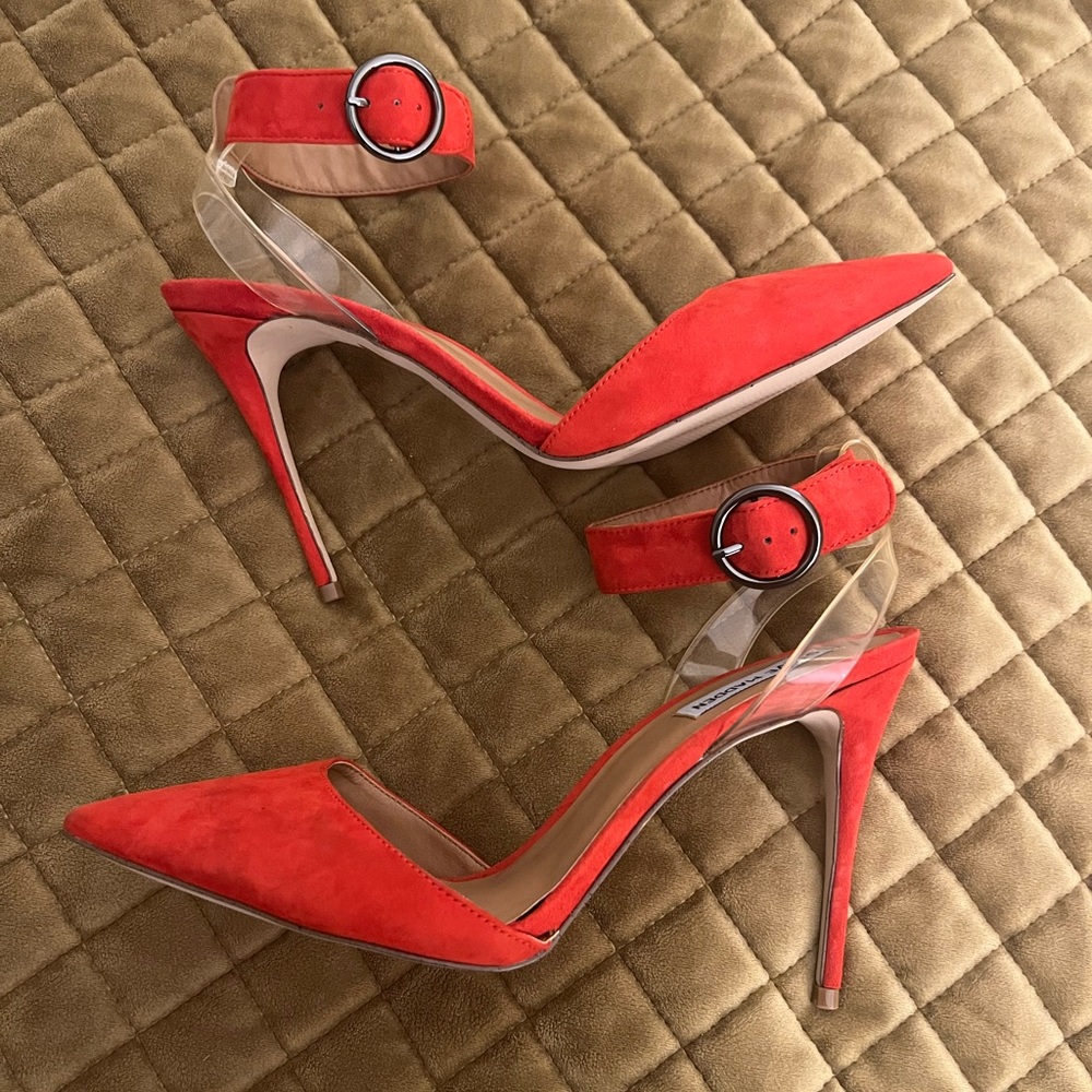 🔥🔥🔥🔥🔥Suede Slingback Heels 🔥🔥🔥🔥🔥